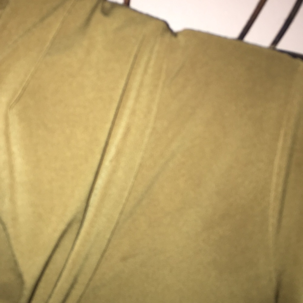 Premise green Blouse - Picture 7 of 8